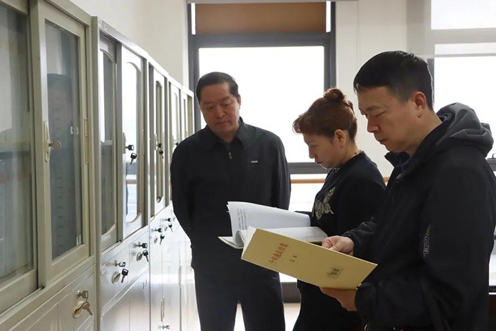 驻省国资委纪检监察组组长一行光临集团发展审查调查安全查抄督导和工作调研