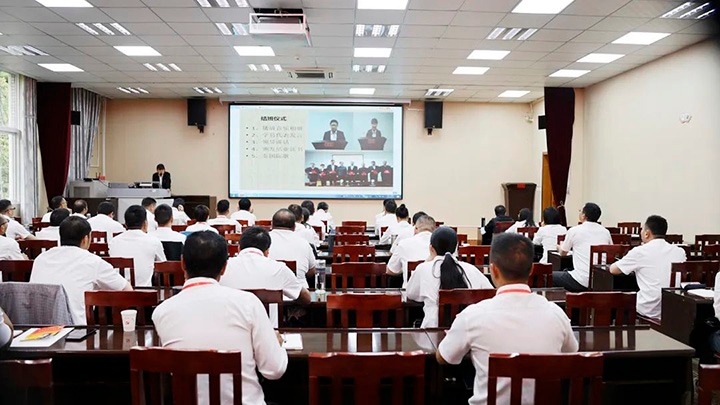 【简讯】前锋煤业进行党员干部履历式培训班｜化工供销公司参与火警应急接济联动演练｜解化分公司召开新员工入职座谈会