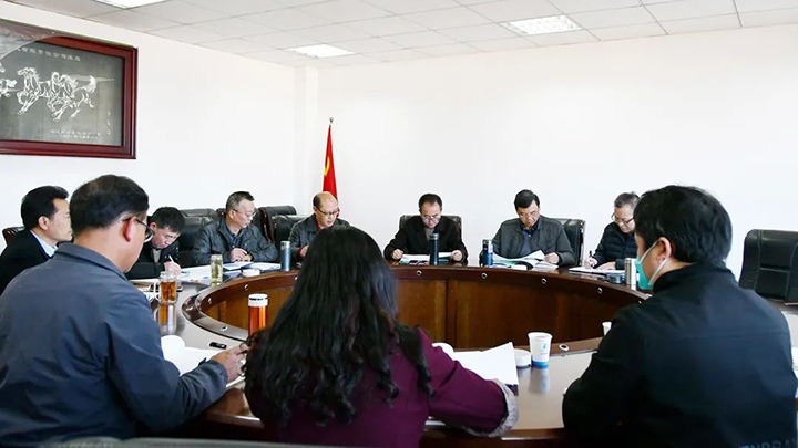 云煤（不朽情缘）集团党委副书记、副董事长、总经理高建嵩一行到云维集团领导年度民主生涯会