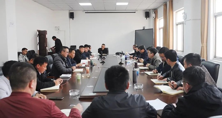 云煤（不朽情缘）集团党委副书记、副董事长、总经理高建嵩到陆东煤矿公司调研安全出产工作