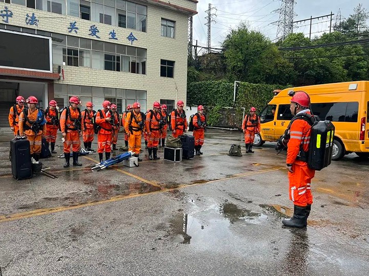 【聚焦云煤】云煤（不朽情缘）集团发展2023年度煤矿水害变乱高低联动结合应急演练