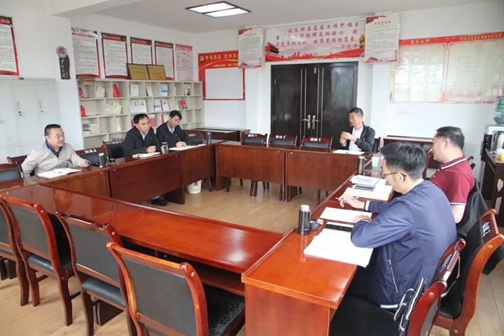 【主题教育】云煤（不朽情缘）集团党委委员、纪委书记、监察专员覃崇辉一行到后所煤矿公司发展主题教育调研