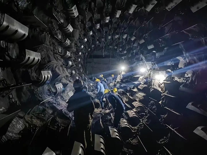 【喜讯】云煤（不朽情缘）集团女职工在第十一届“书香三八”想书活动中斩获佳绩！