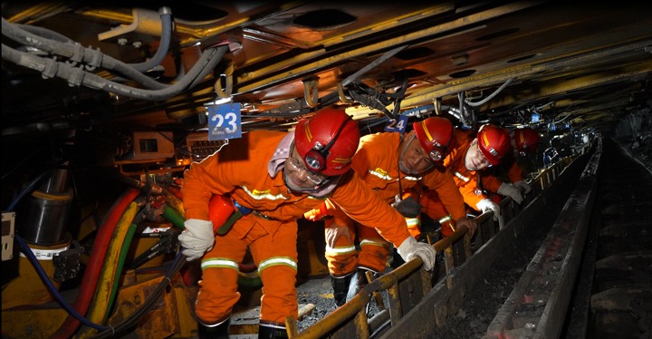 羊场煤矿公司得马煤矿顺利通过2023年安全刷新项目验收