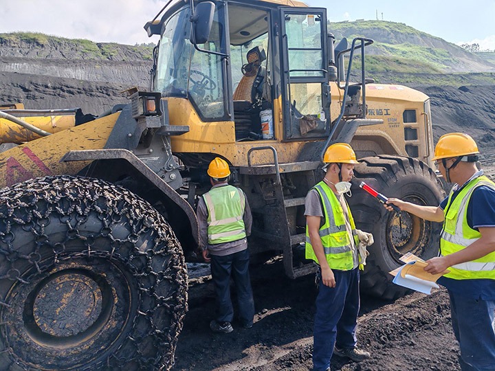 凝心聚力促出产 全力以赴保工作