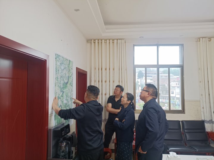 云煤集团党委委员、财政总监莫晓丹一行到顺源煤矿调研