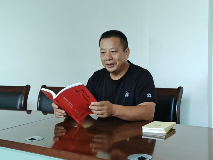 7.解化 李伟2.jpg